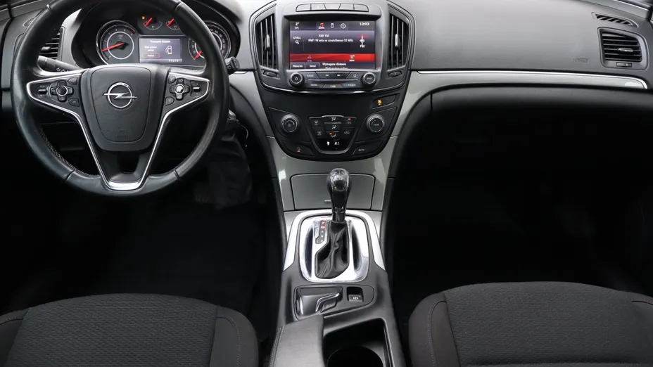 Opel Insignia -