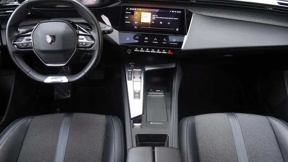 Peugeot 308 -
