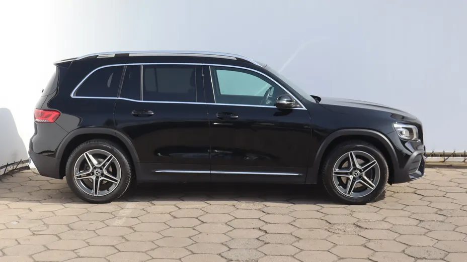 Mercedes GLB -