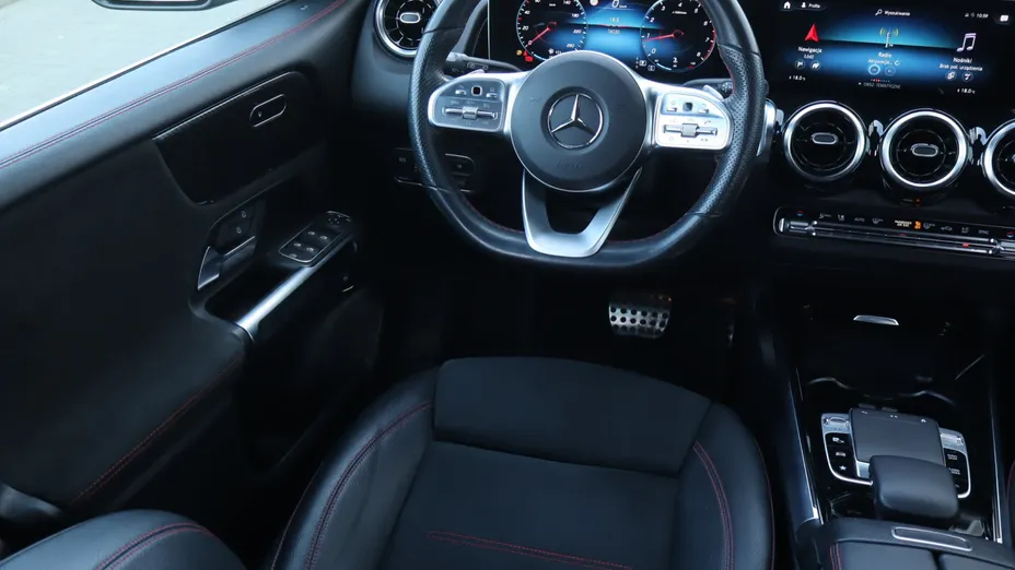 Mercedes GLB -