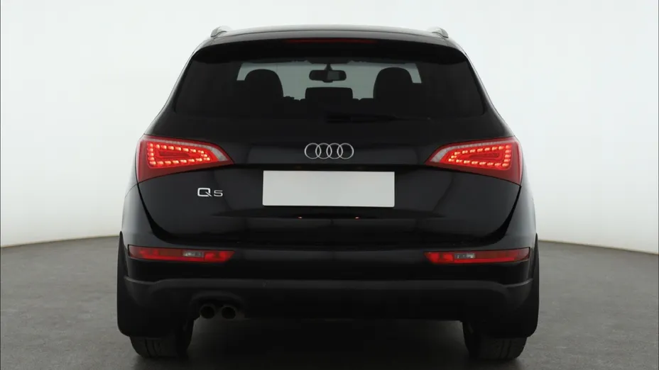 Audi Q5 -