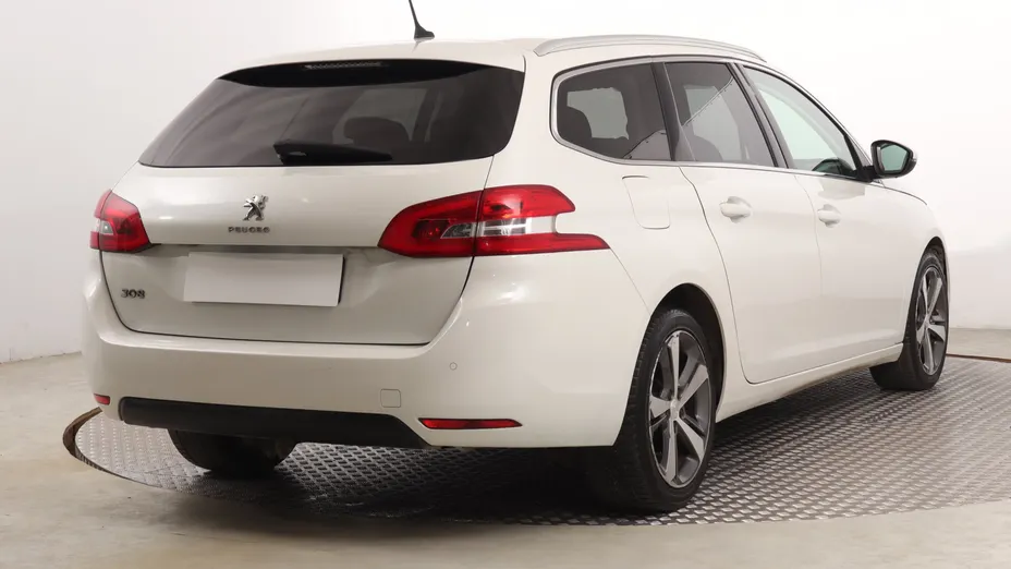 Peugeot 308 -