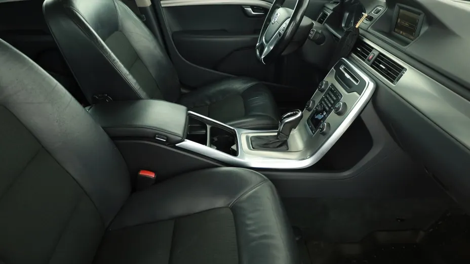 Volvo V70 -