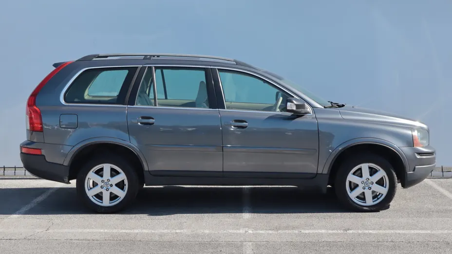 Volvo XC90 -