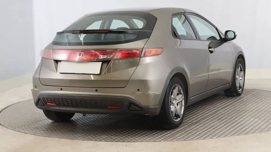 Honda Civic -