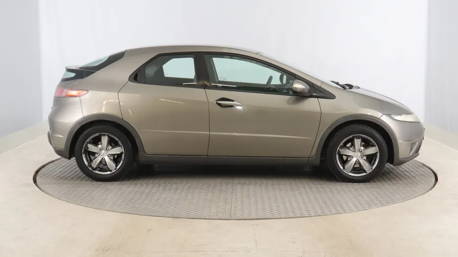 Honda Civic -