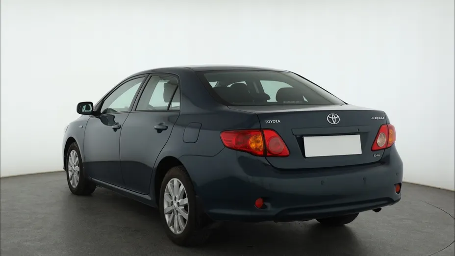 Toyota Corolla -