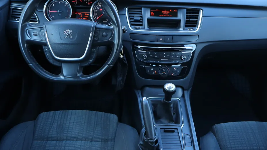 Peugeot 508 -