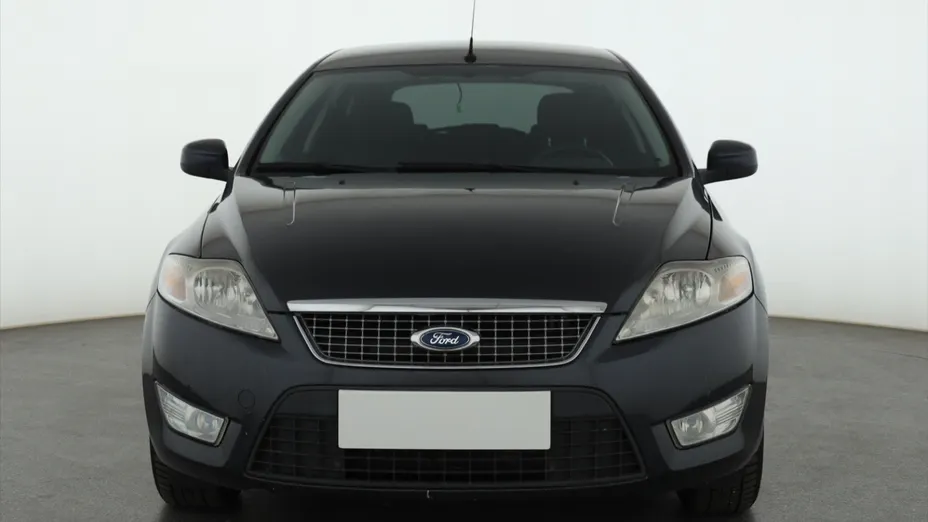 Ford Mondeo -