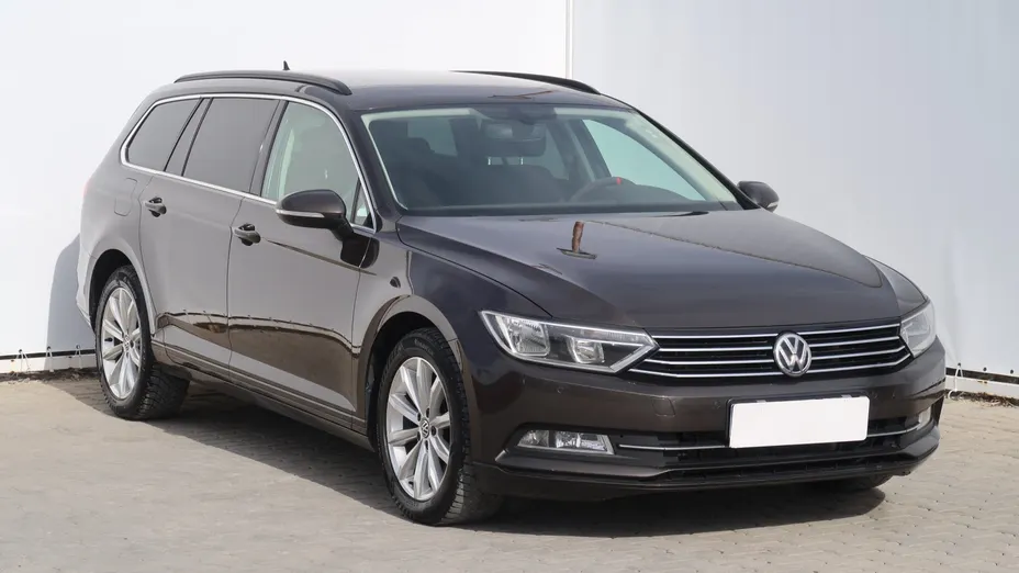 VW Passat -