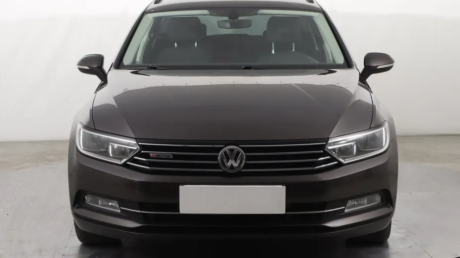 VW Passat -
