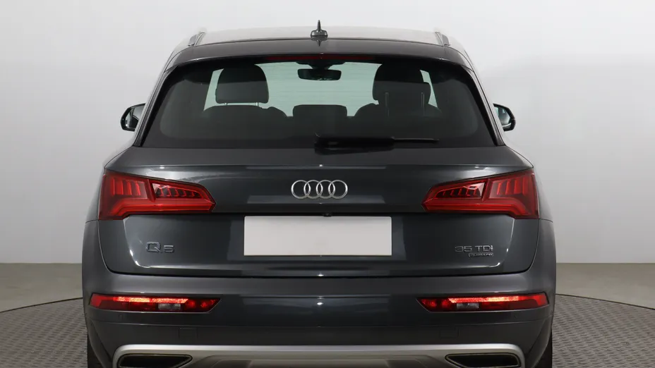 Audi Q5 -