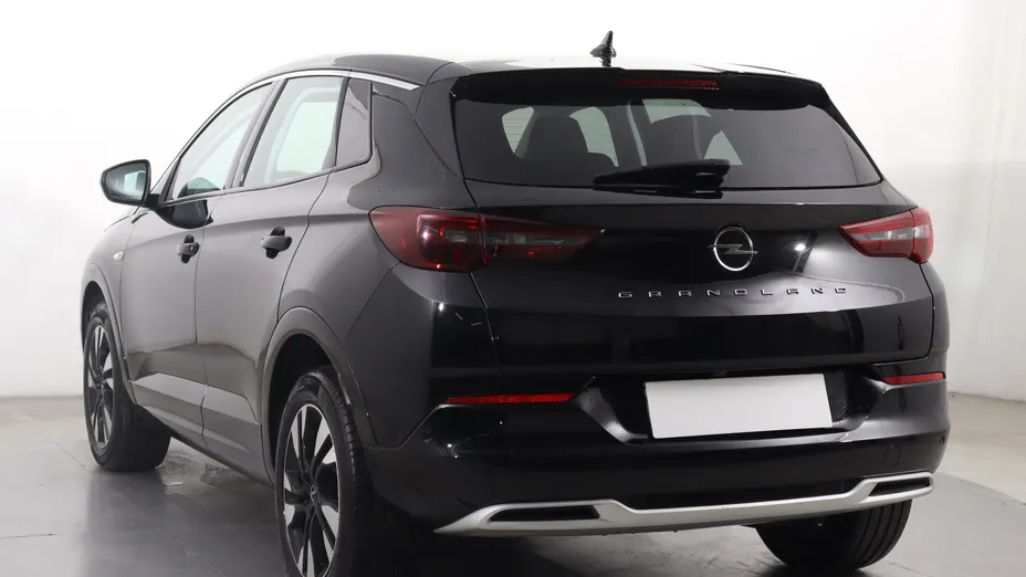 Opel Grandland -