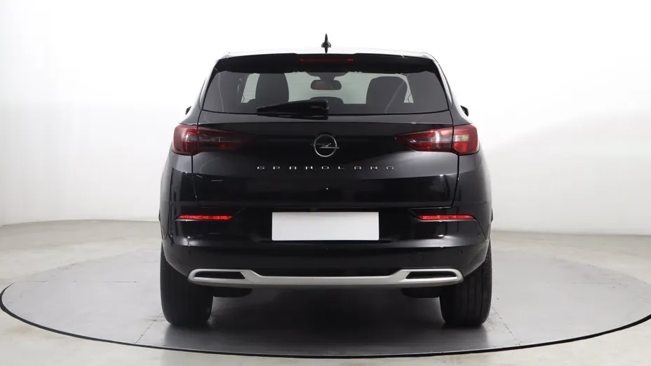 Opel Grandland -