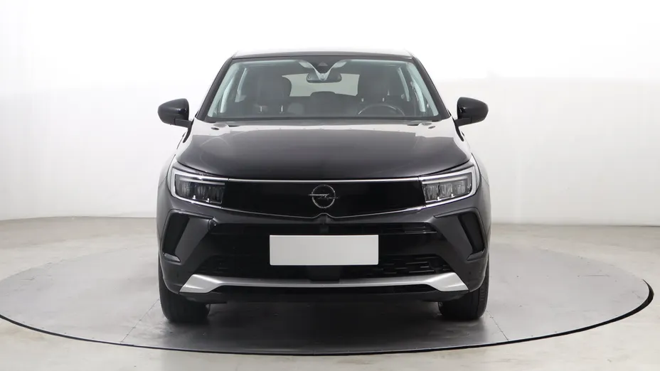 Opel Grandland -