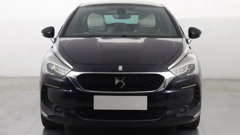 DS 5 -