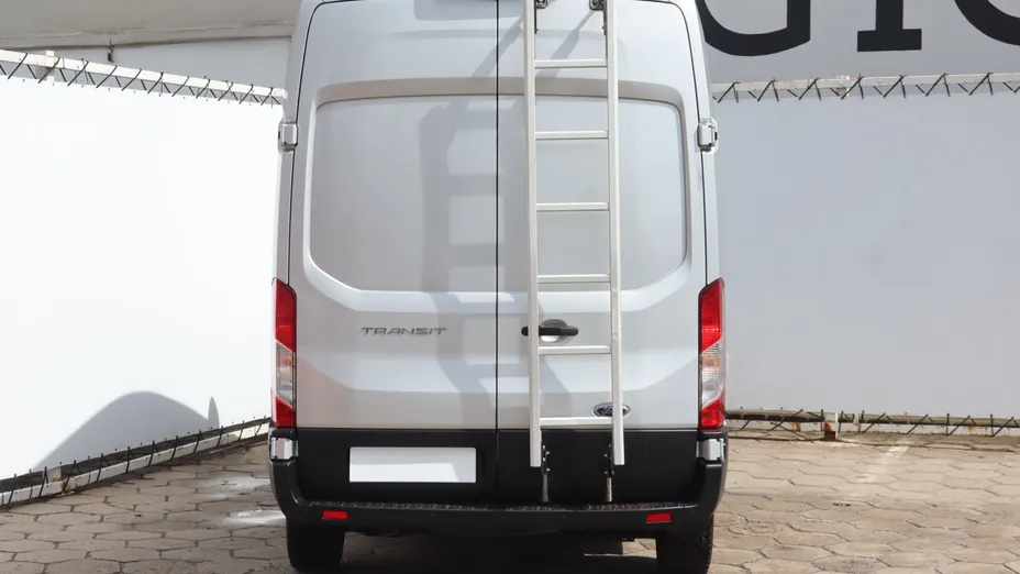 Ford Transit -