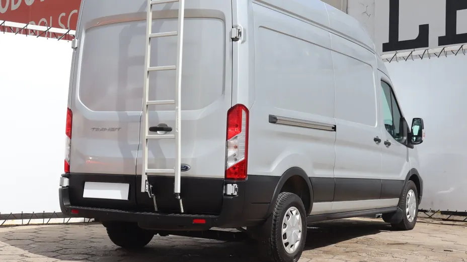 Ford Transit -