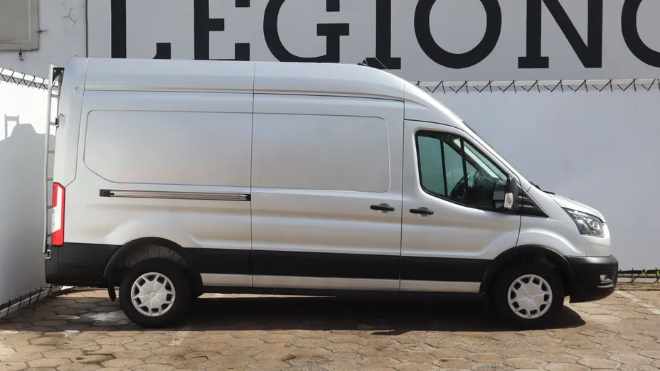 Ford Transit -