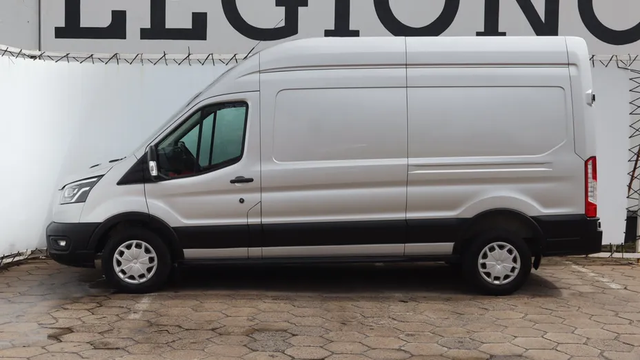 Ford Transit -