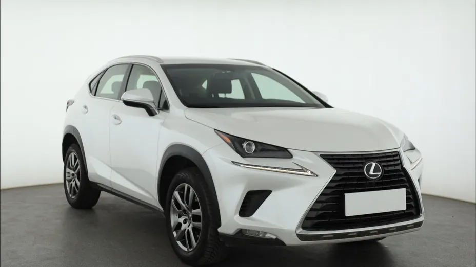 Lexus NX -