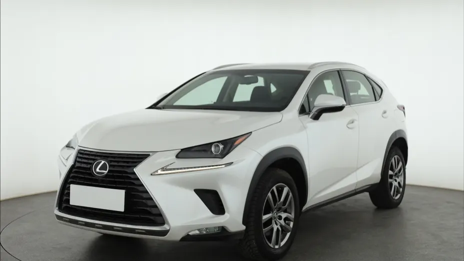 Lexus NX -