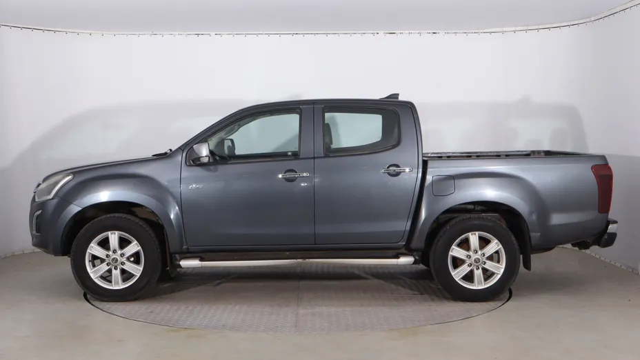 Isuzu D-Max -