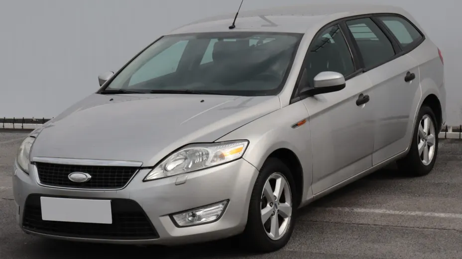 Ford Mondeo -
