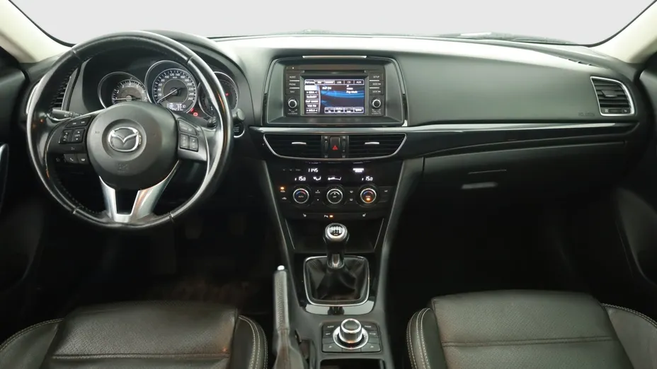 Mazda 6 -