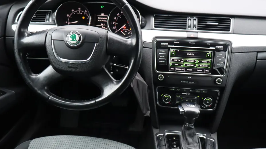 Skoda Superb -