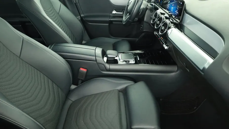 Mercedes GLB -