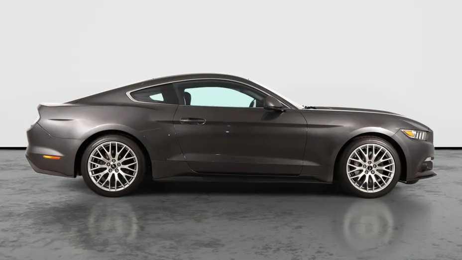 Ford Mustang -