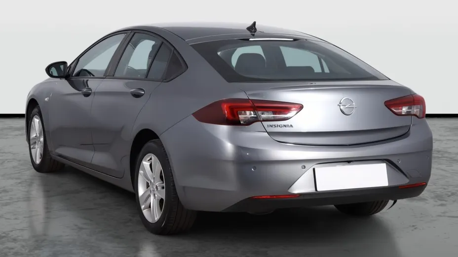 Opel Insignia -