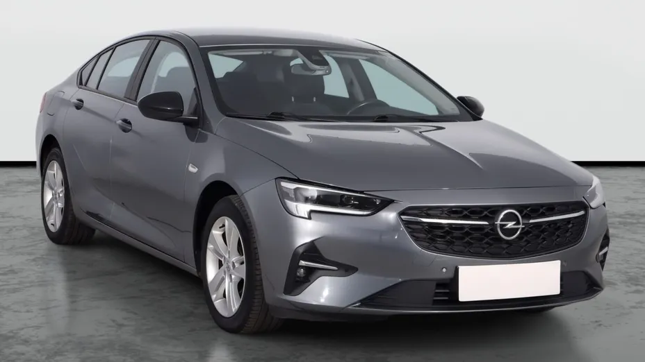 Opel Insignia -