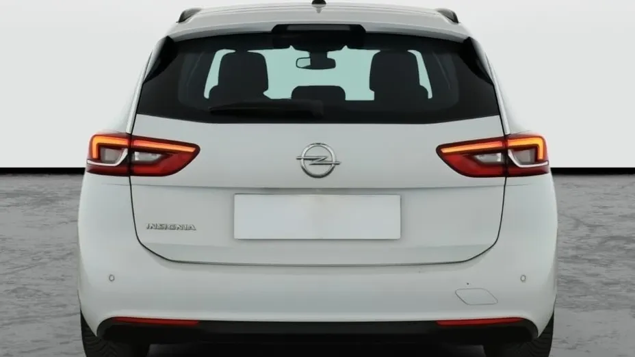 Opel Insignia -