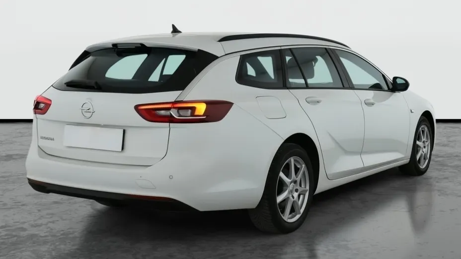 Opel Insignia -