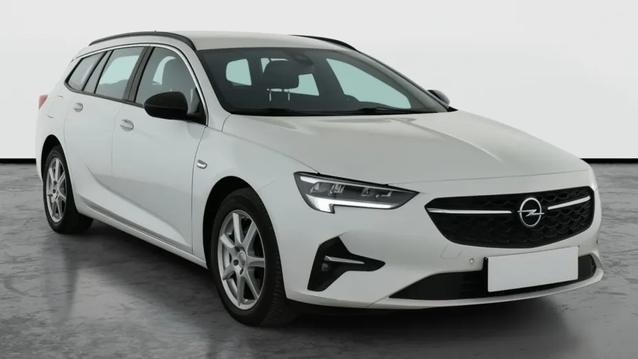 Opel Insignia -