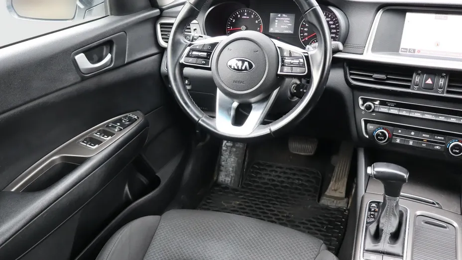 Kia Optima -