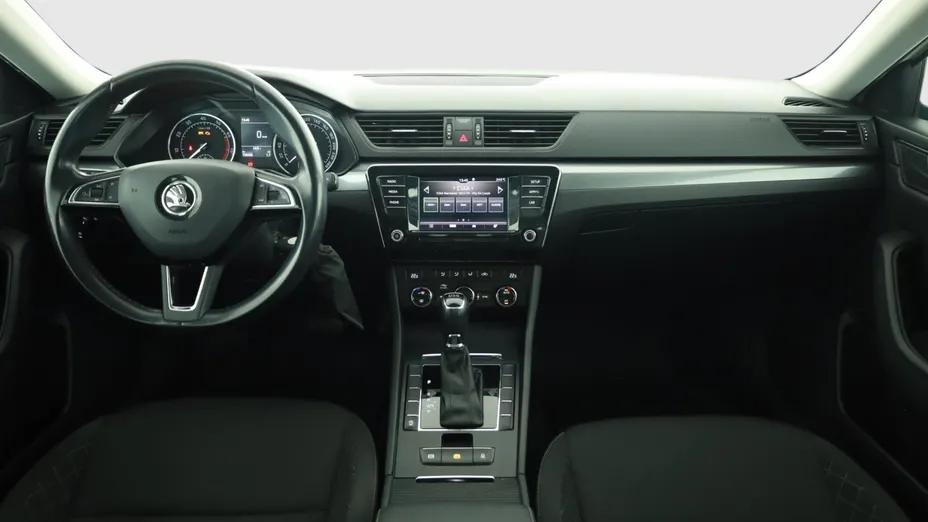 Skoda Superb -