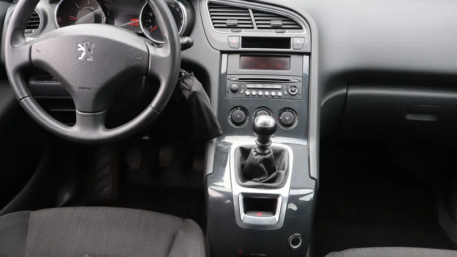 Peugeot 5008 -