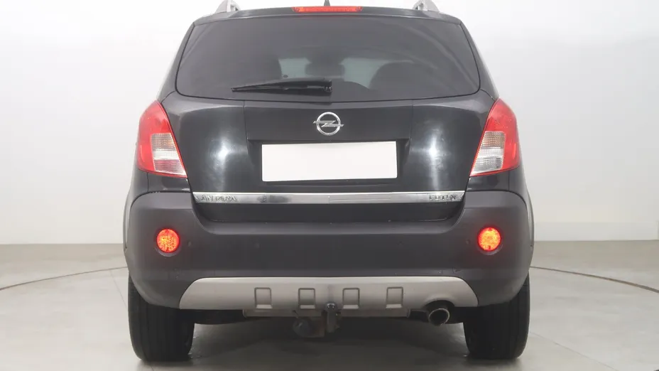 Opel Antara -