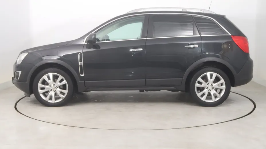 Opel Antara -