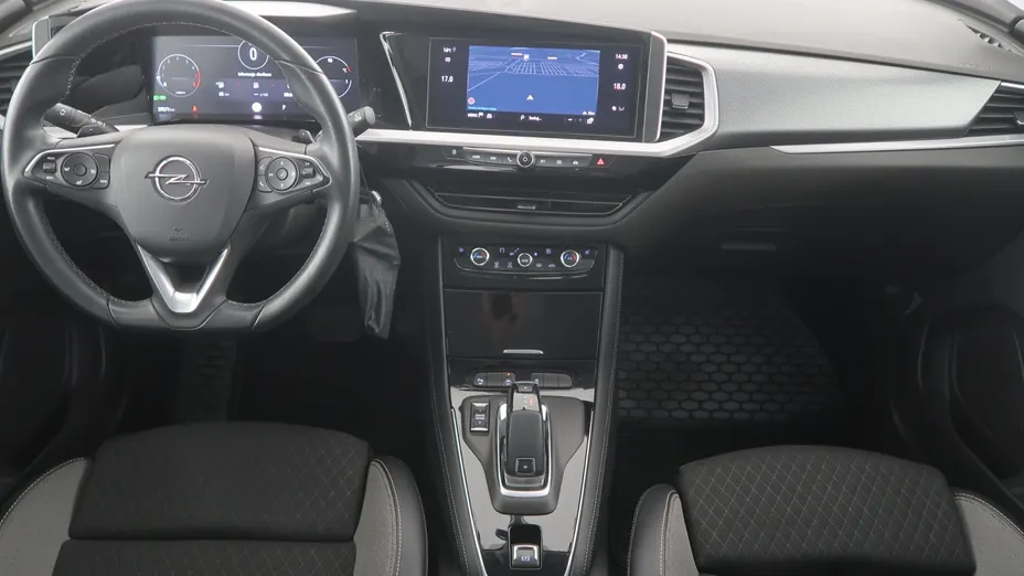 Opel Grandland -