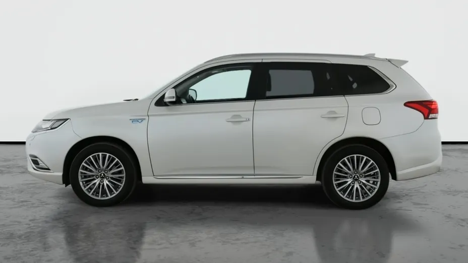 Mitsubishi Outlander -