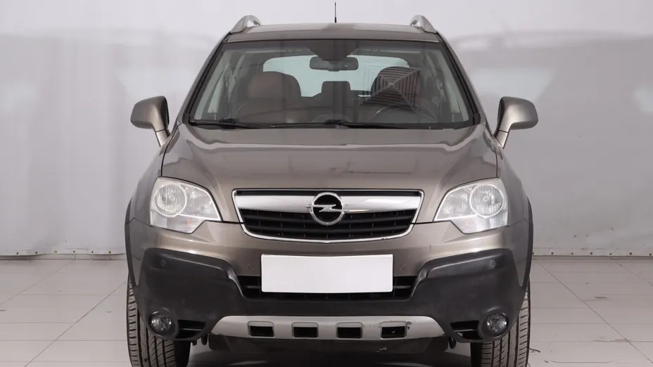 Opel Antara -
