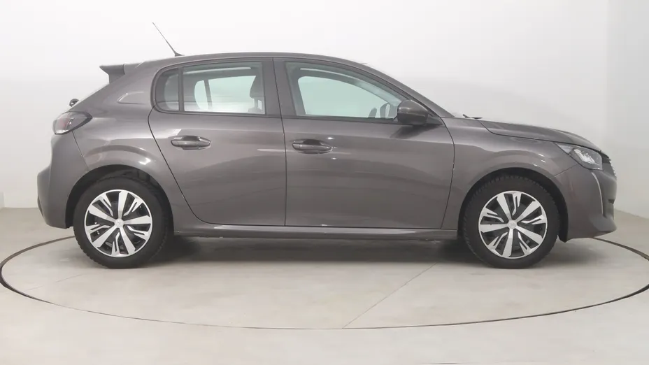 Peugeot 208 -