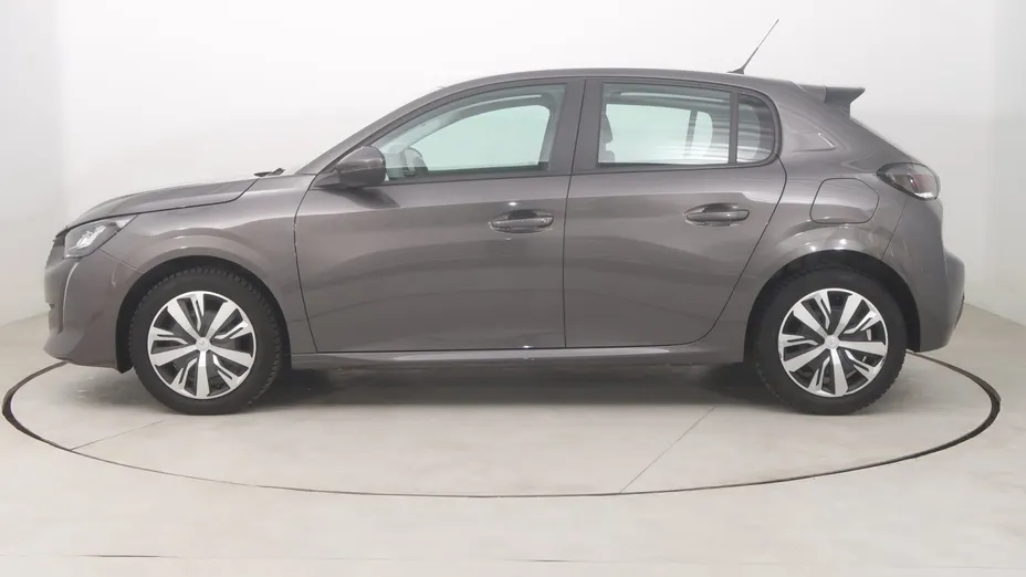 Peugeot 208 -