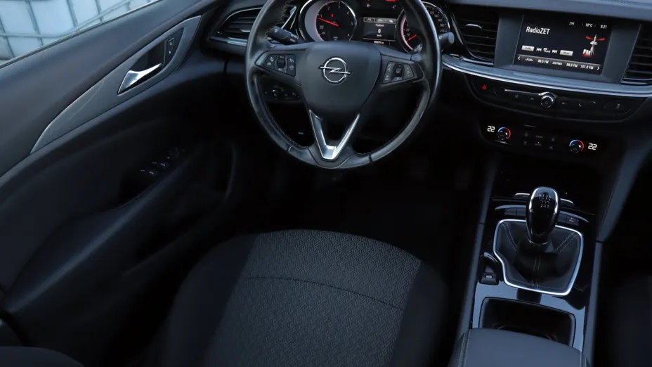 Opel Insignia -