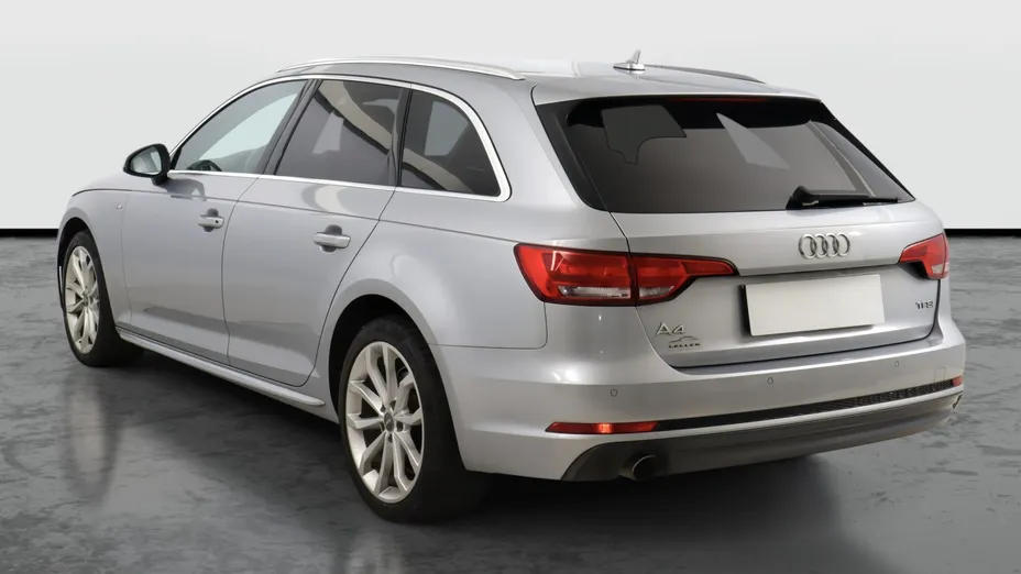 Audi A4 -