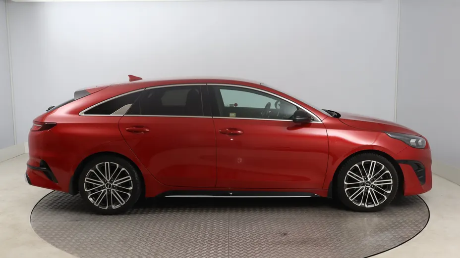 Kia ProCeed -
